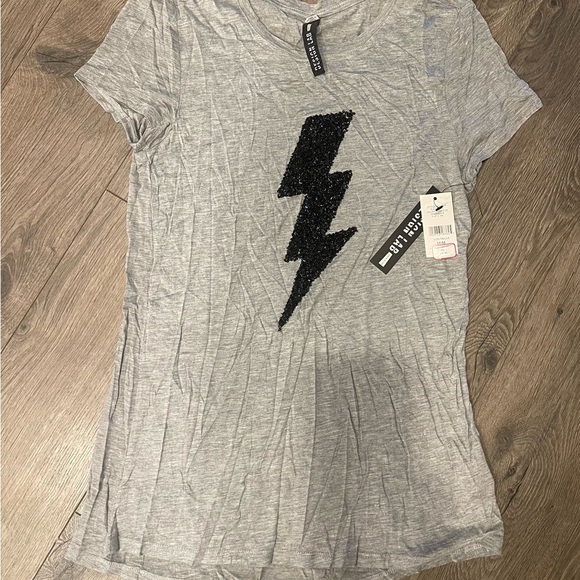 Three T Shirt Bundle size Medium - Picture 2 of 9